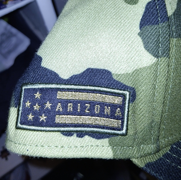 Arizona Diamondbacks OnFieldWear Camouflage 39Thirty Fitted S/M - Picture 2 of 4